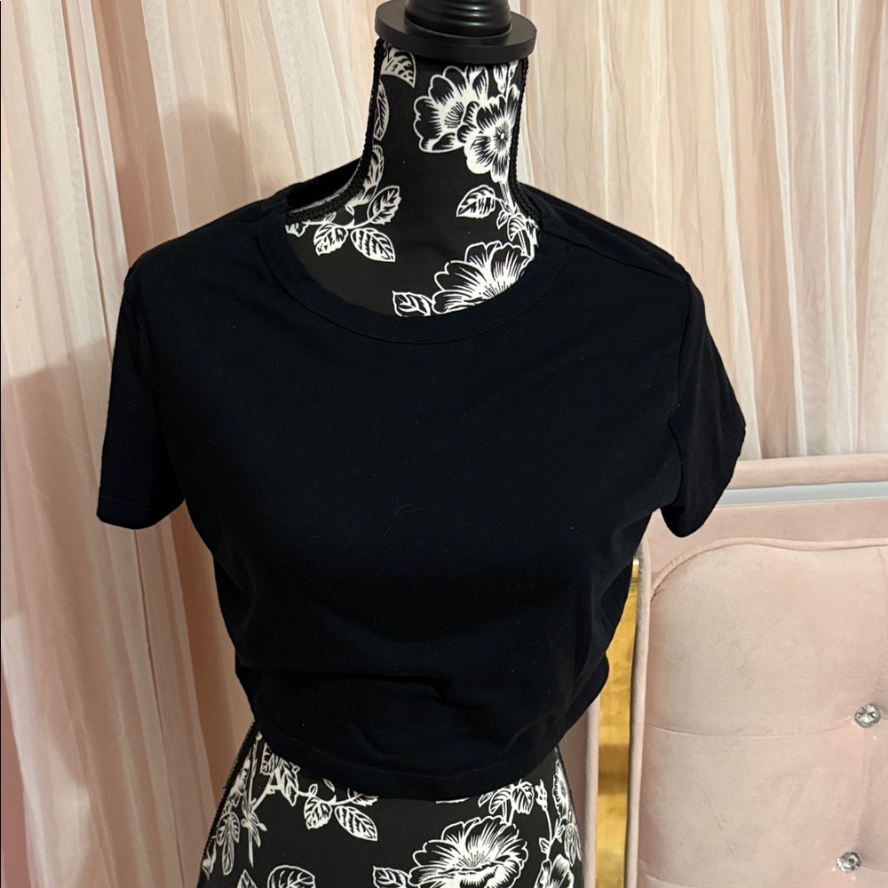 Wild Fable Black Crop Top